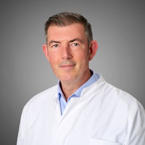 dr-pierre-goebel-03
