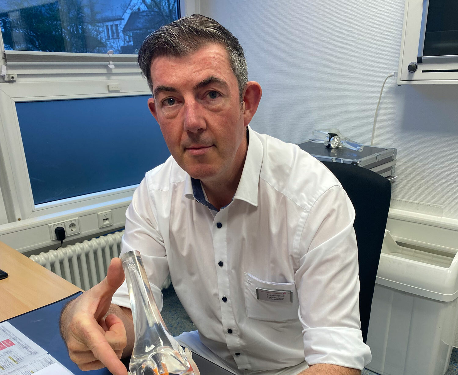 Spezielle Keramik-Knieprothese für Patienten mit Metallallergie